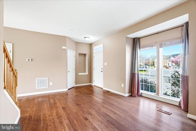 6653 Mcgrath Pl, Frederick, MD 21703