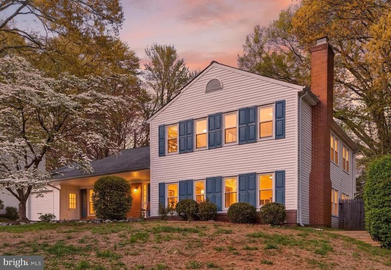 16 Redding Rg, Gaithersburg, MD 20878