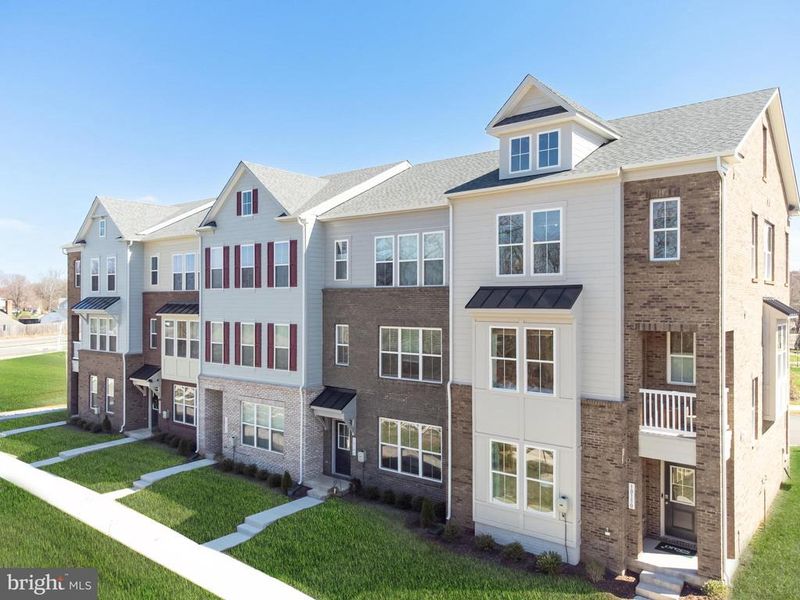 10150 Queens Way, Manassas, VA 20110