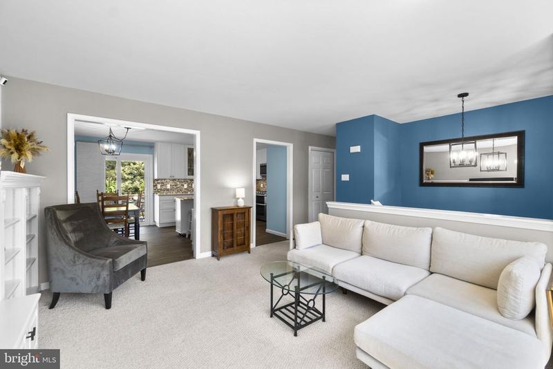1011 Cheryls Ct, Frederick, MD 21703