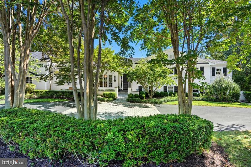 8455 Portland Pl, Mclean, VA 22102