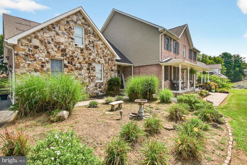 4948 Teen Barnes Rd, Frederick, MD 21703