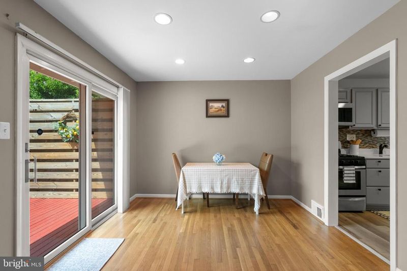 14606 Westbury Rd, Rockville, MD 20853