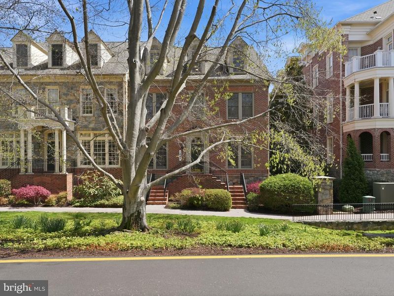 1467 Evans Farm Dr, Mclean, VA 22101