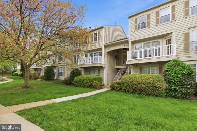 8200 Catbird Cir #201, Lorton, VA 22079