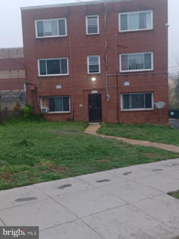 2482 Alabama Ave SE #102, Washington, DC 20020
