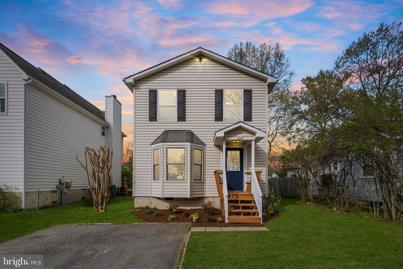 1512 Lincoln Rd, Shady Side, MD 20764