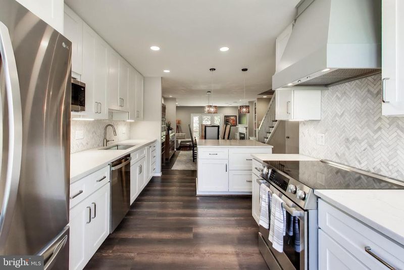 3810 N Richmond St, Arlington, VA 22207