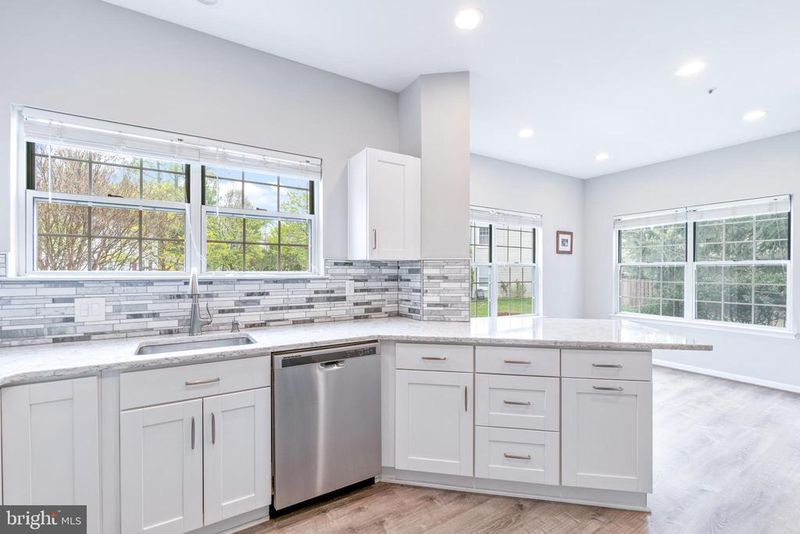 17900 Shotley Bridge Pl, Olney, MD 20832