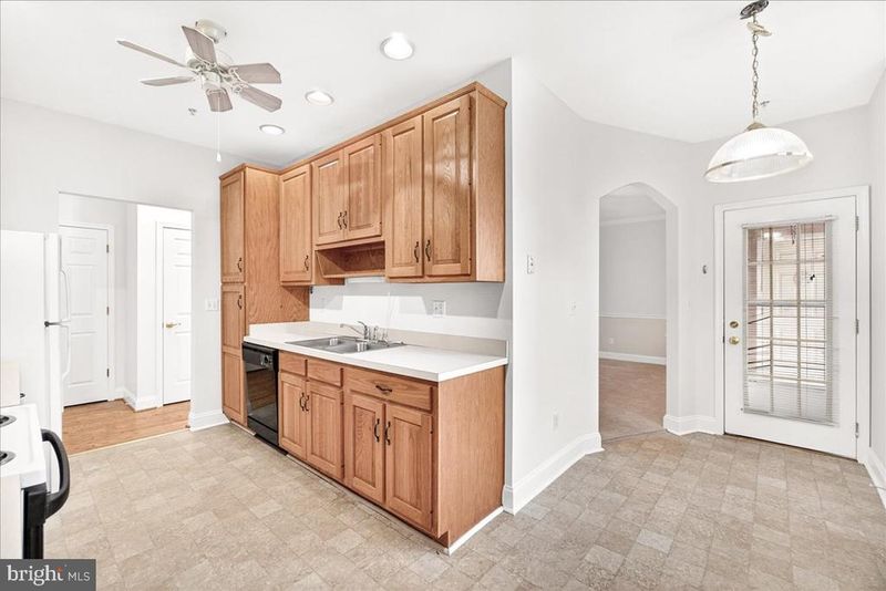 11 Rosewood Ct #101, Woodsboro, MD 21798