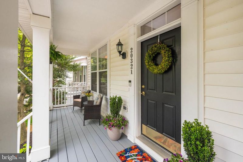 20321 Vermeer St, Ashburn, VA 20147