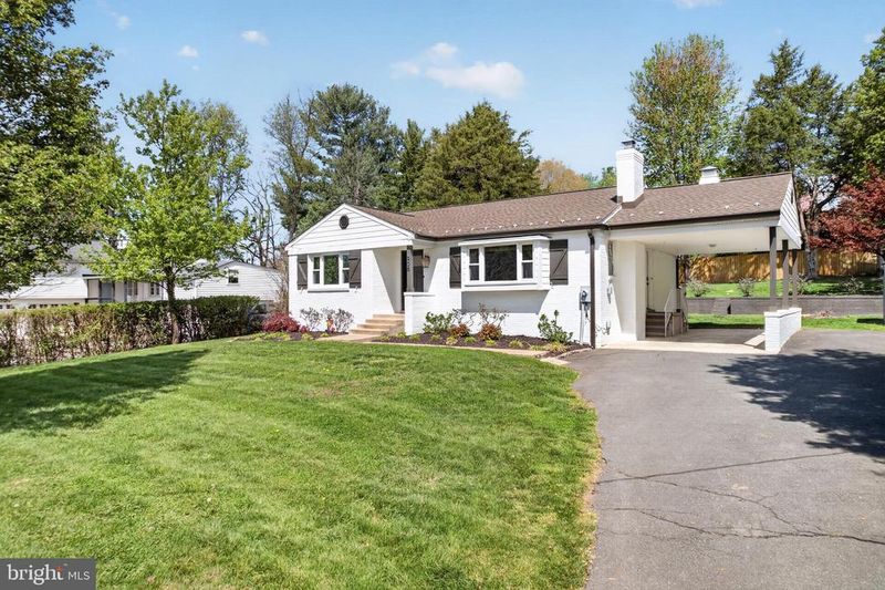 906 W Washington St, Middleburg, VA 20117