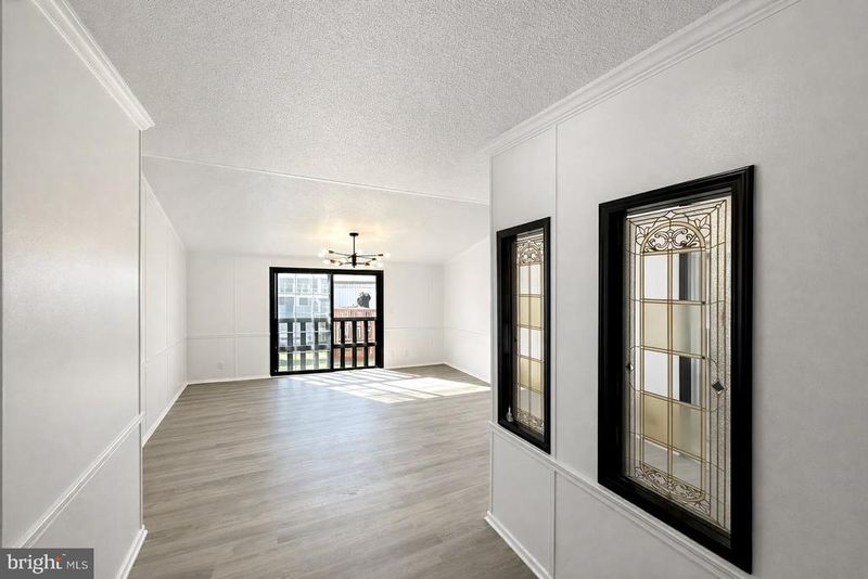 9 Robert St, Stafford, VA 22554