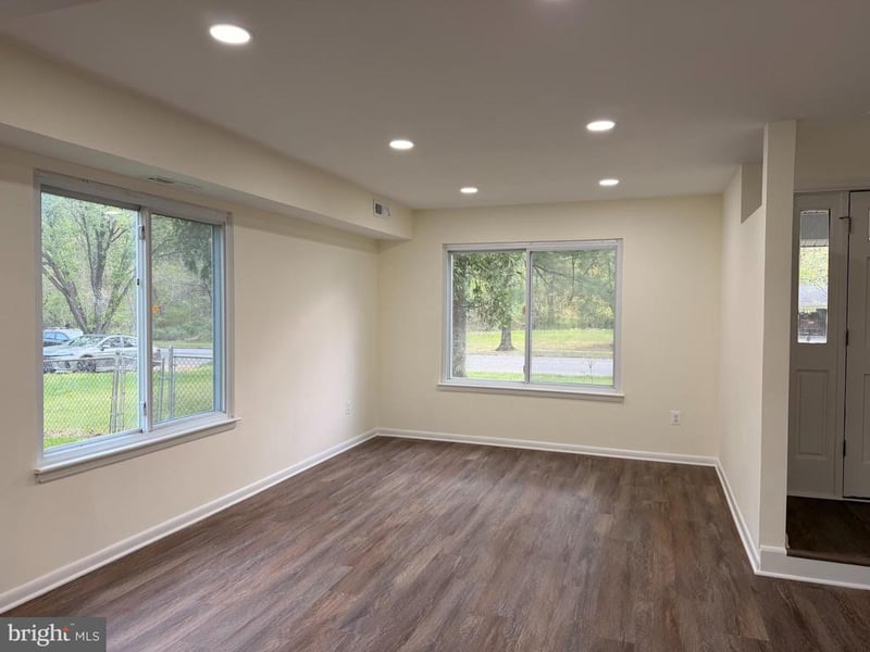 10607 Woodlawn Blvd, Upper Marlboro, MD 20774