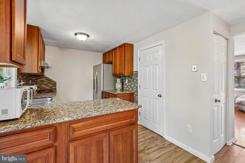 10813 Sir Barton Cir, Damascus, MD 20872