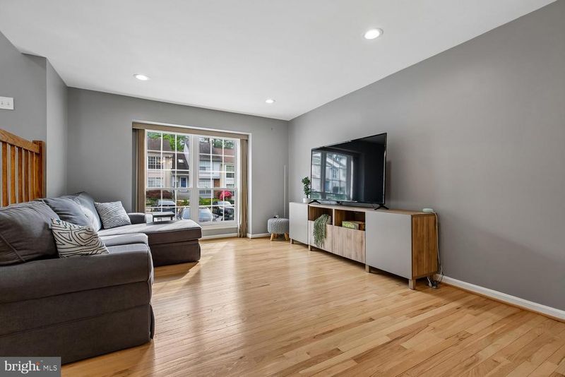 1406 Casino Cir, Silver Spring, MD 20906