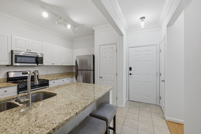 31 Booth St #B55, Gaithersburg, MD 20878