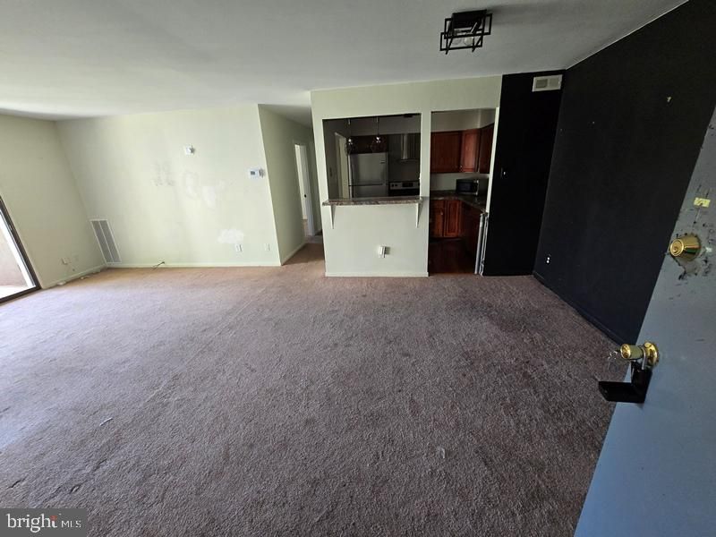 10102 Campus Way S #201-4B, Upper Marlboro, MD 20774