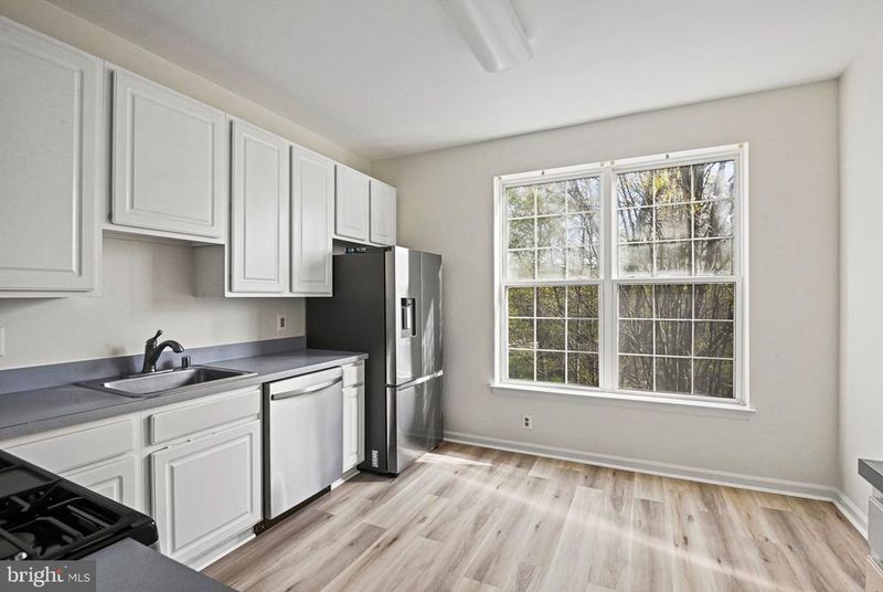20933 Cedarpost Sq #203, Ashburn, VA 20147