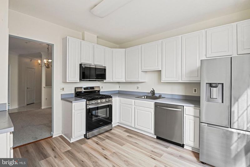 20933 Cedarpost Sq #203, Ashburn, VA 20147