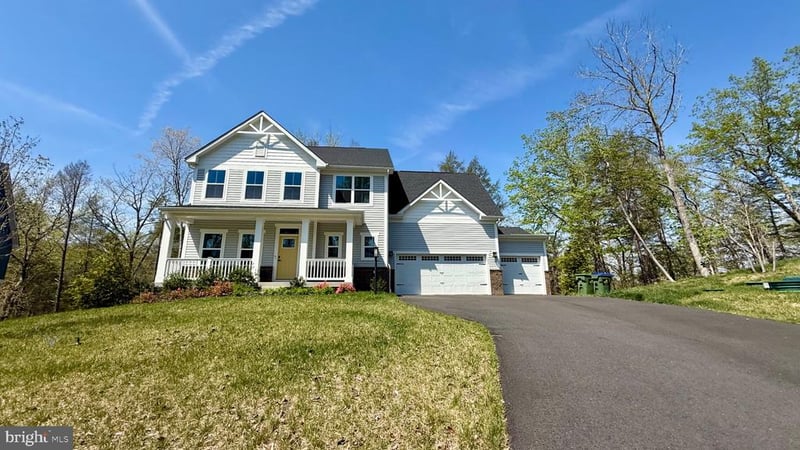 103 Lake Bluff Ct, Fredericksburg, VA 22406