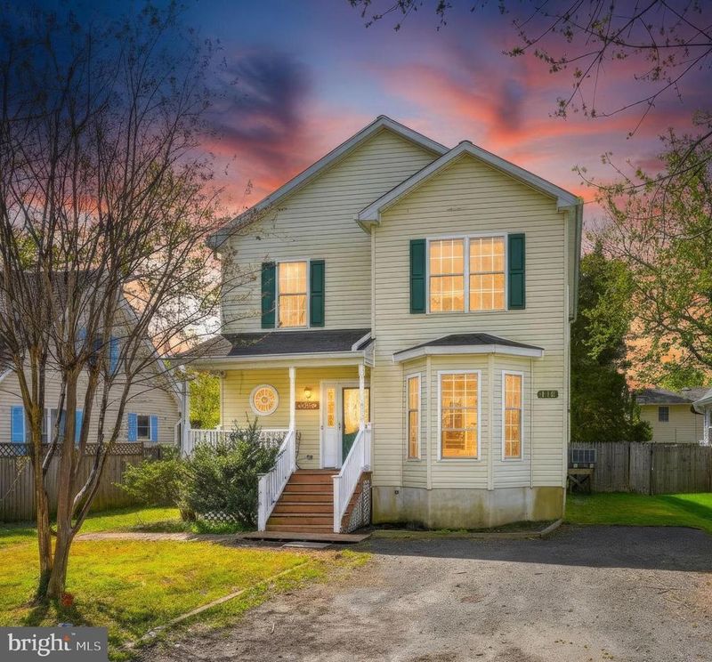 615 Mann Rd, Deale, MD 20751
