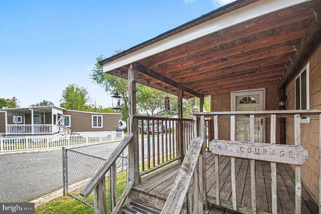 41 Courage Ln, Stafford, VA 22554