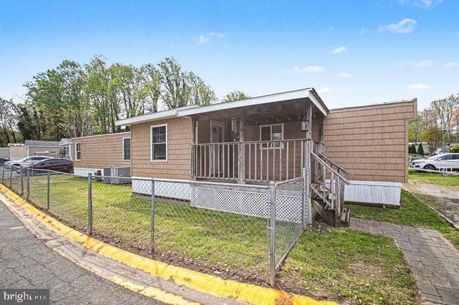 41 Courage Ln, Stafford, VA 22554