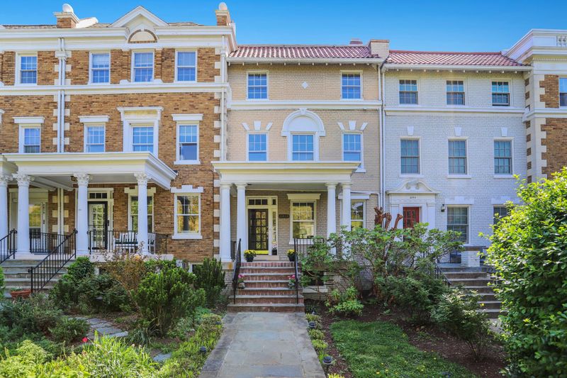 2855 29th St NW, Washington, DC 20008