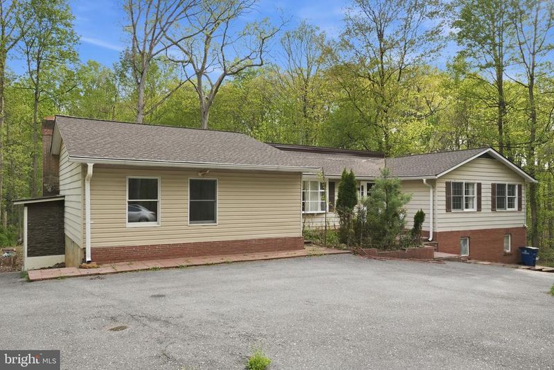 17107 Overhill Rd, Rockville, MD 20855