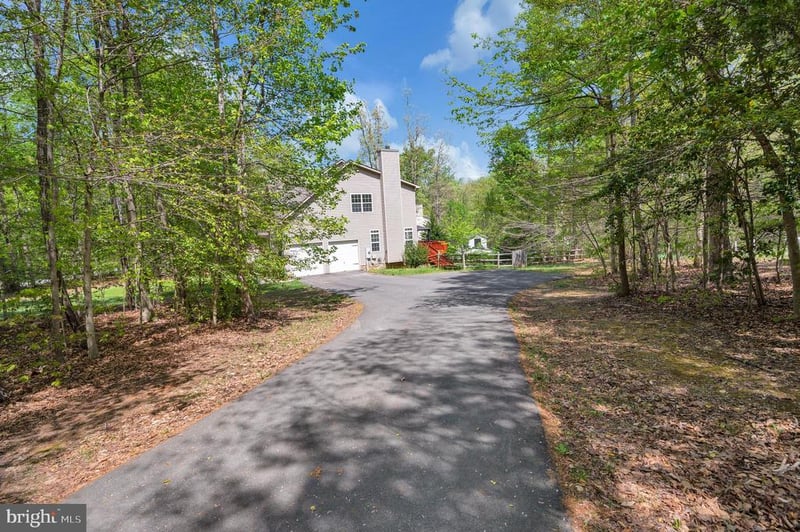 64 Macgregor Ridge Rd, Stafford, VA 22554