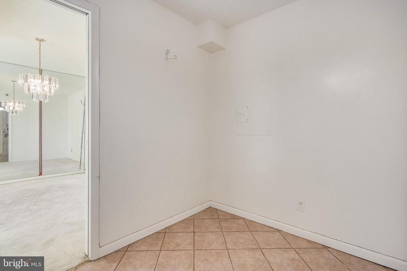 9200 Edwards Way #514, Hyattsville, MD 20783