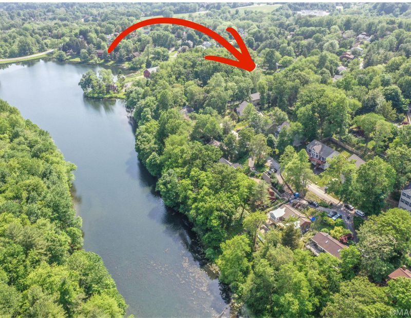6934 Meadowlake Rd, New Market, MD 21774