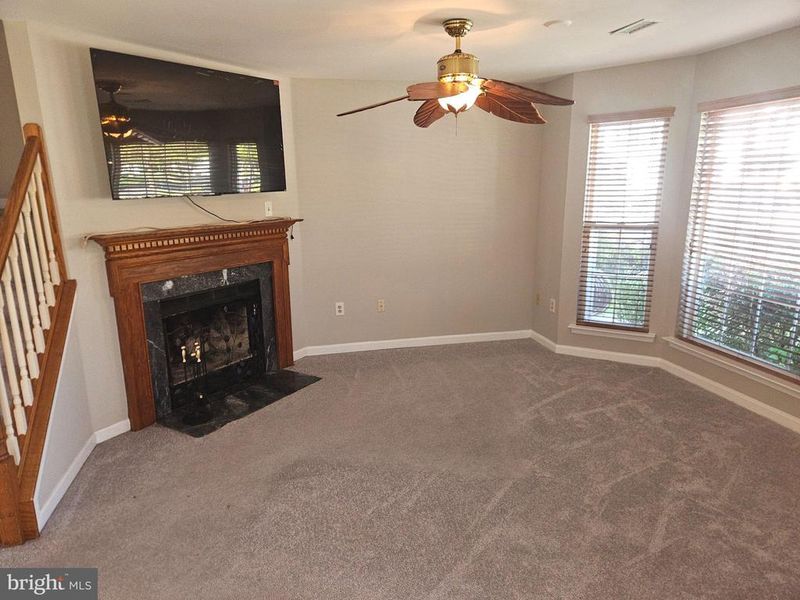 2346 Hazelwood Ct, Waldorf, MD 20601