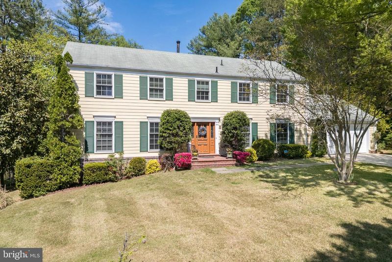 4212 Pickering Pl, Alexandria, VA 22309