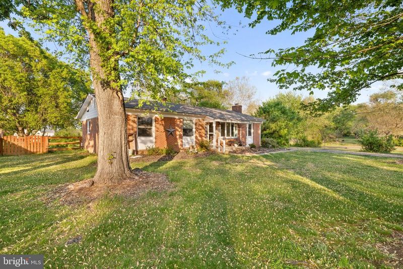 11743 Skylark Dr, Nokesville, VA 20181