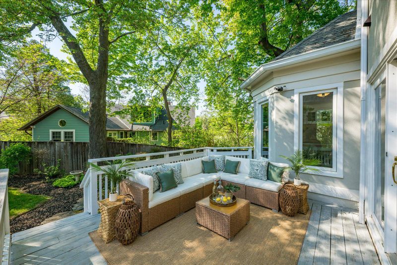 4332 Sangamore Rd, Bethesda, MD 20816