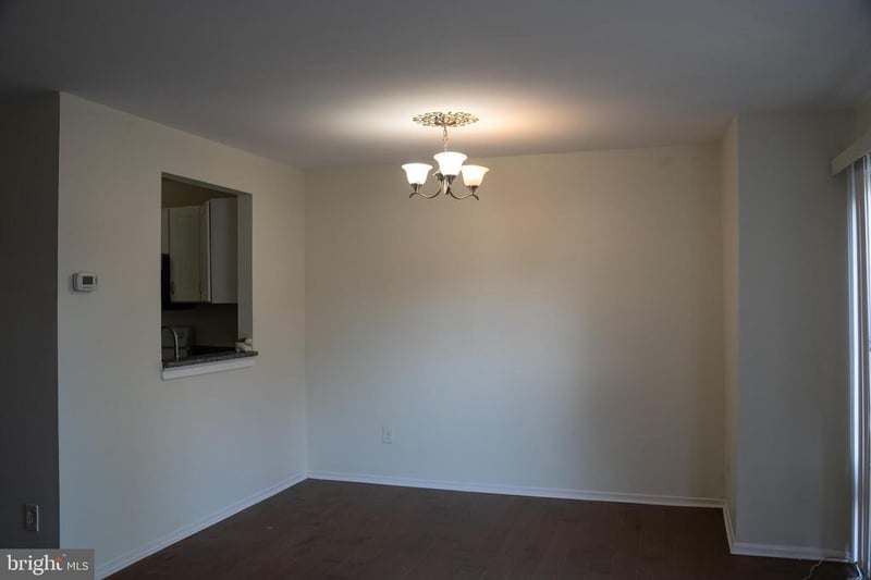 10010 Ridgeline Dr, Gaithersburg, MD 20886