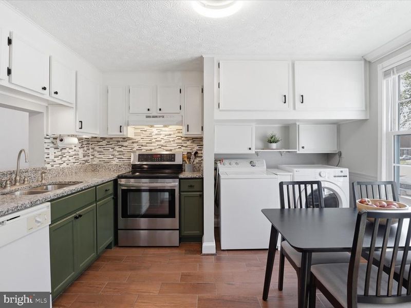 7027 Bryant Towne Ct, Alexandria, VA 22306