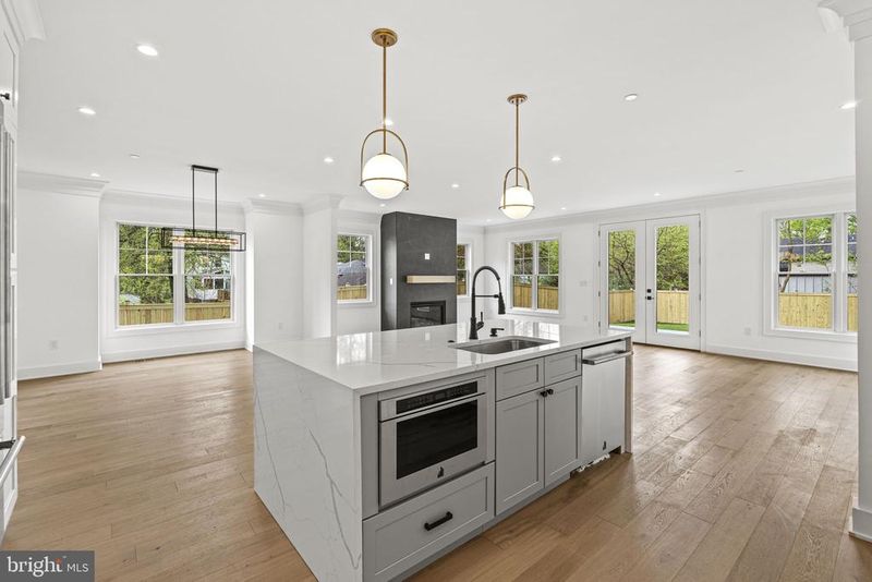 3512 Decatur Ave, Kensington, MD 20895