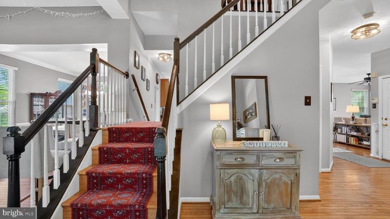 1407 Houndhill Ct, Crofton, MD 21114