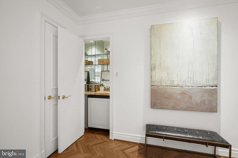 2700 Calvert St NW #416, Washington, DC 20008