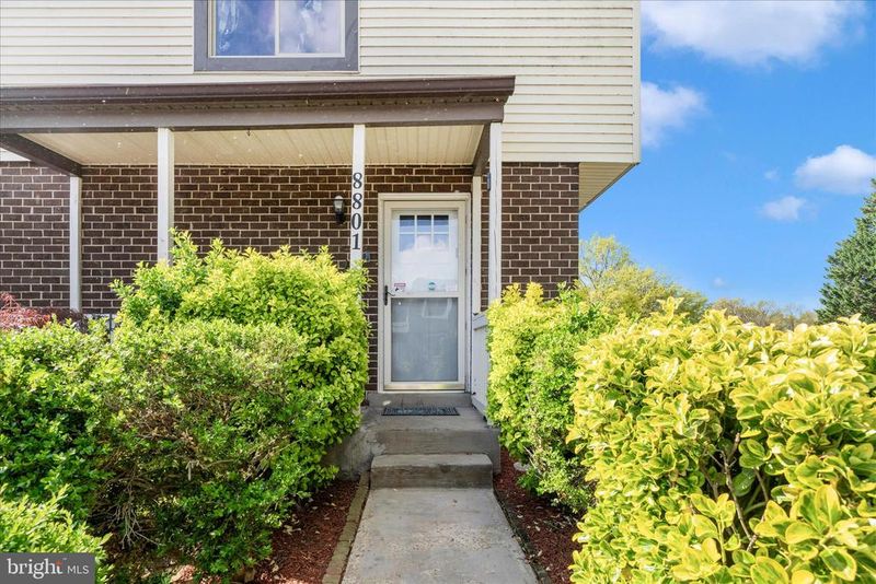 8801 Eureka Ln, Walkersville, MD 21793