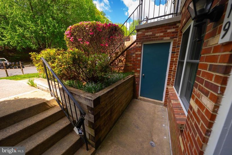 5919 First Landing Way #183, Burke, VA 22015