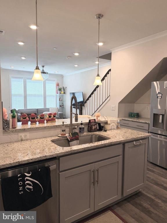 45103 Cappamore Ter, Sterling, VA 20166