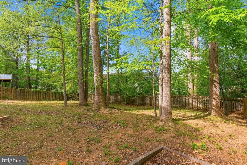 11 Grants Ct, Stafford, VA 22554