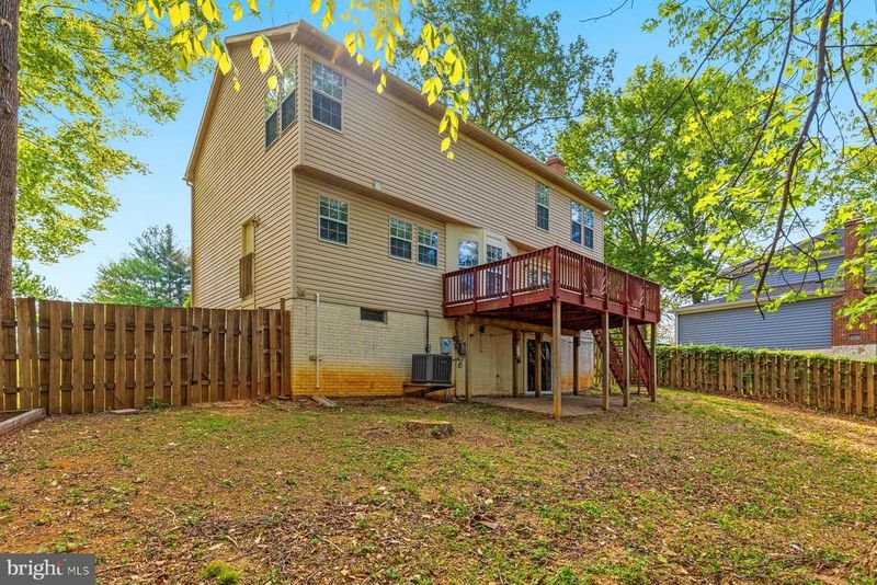 11 Grants Ct, Stafford, VA 22554