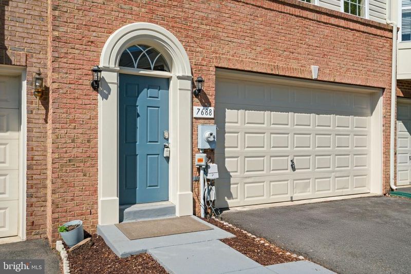 7688 Audubon Meadow Way, Alexandria, VA 22306