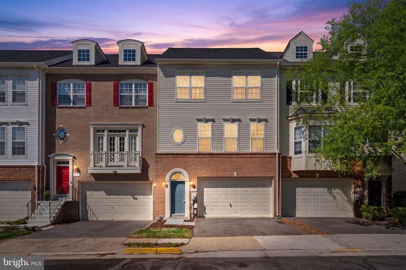 7688 Audubon Meadow Way, Alexandria, VA 22306