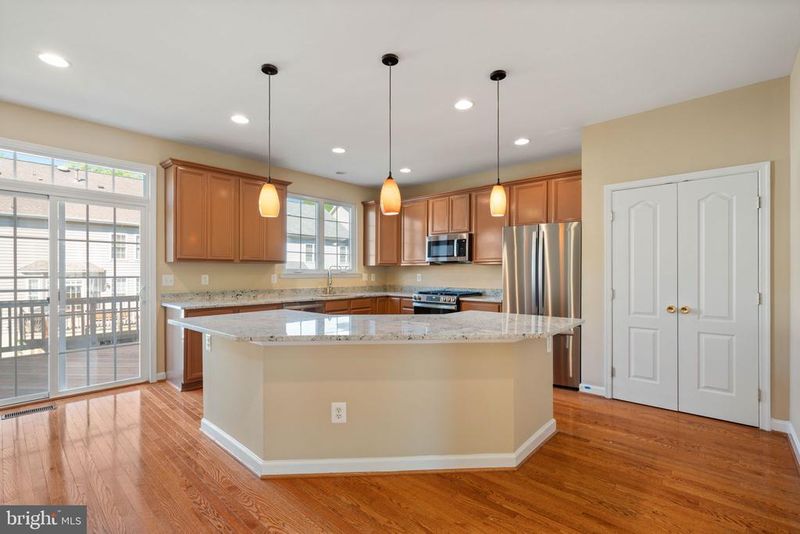 7688 Audubon Meadow Way, Alexandria, VA 22306